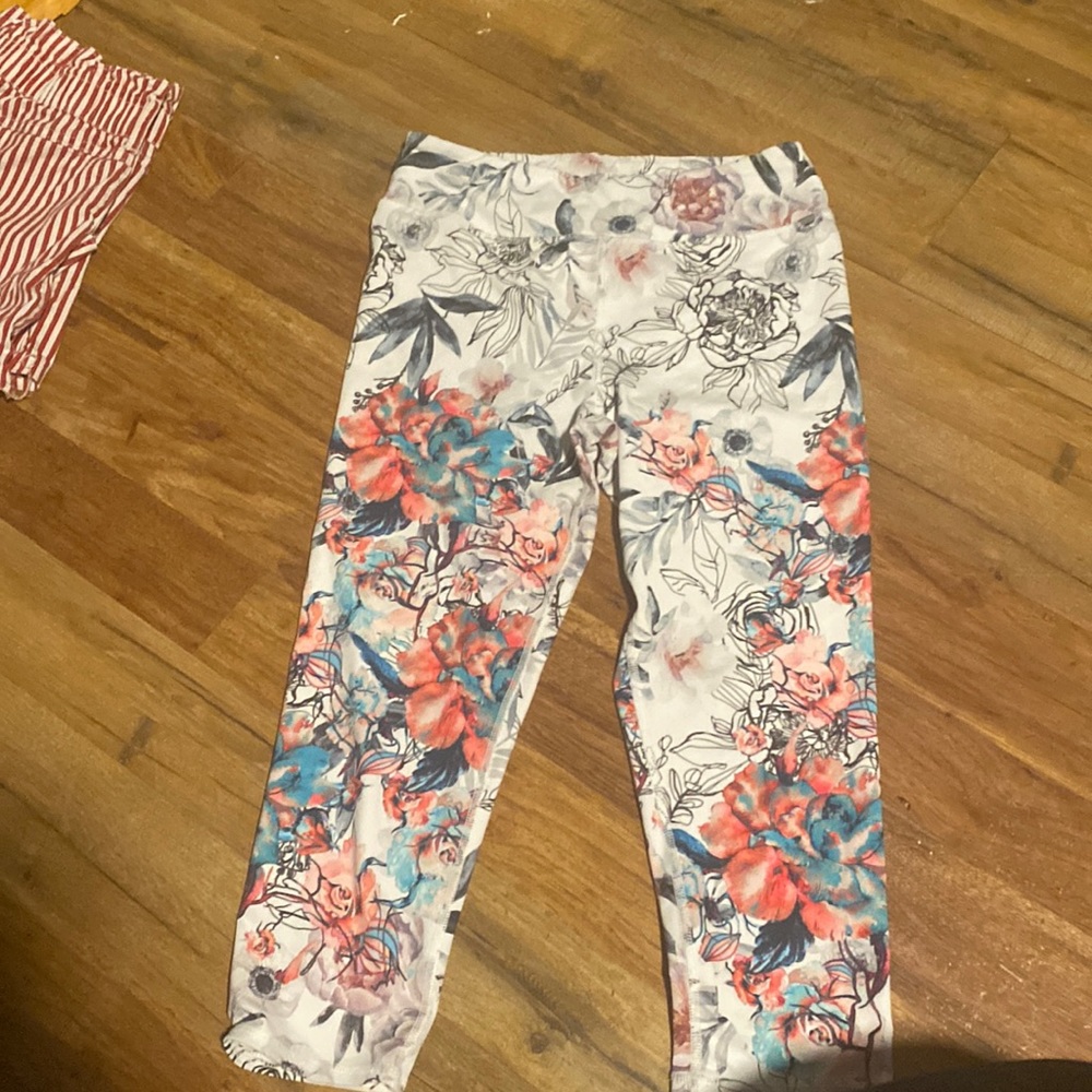 workout capris floral